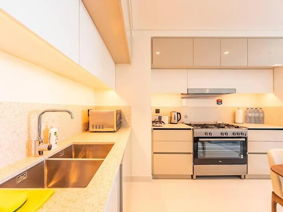 Coastal Luxury 4Br With Dubai Marina Skyline View Apartment