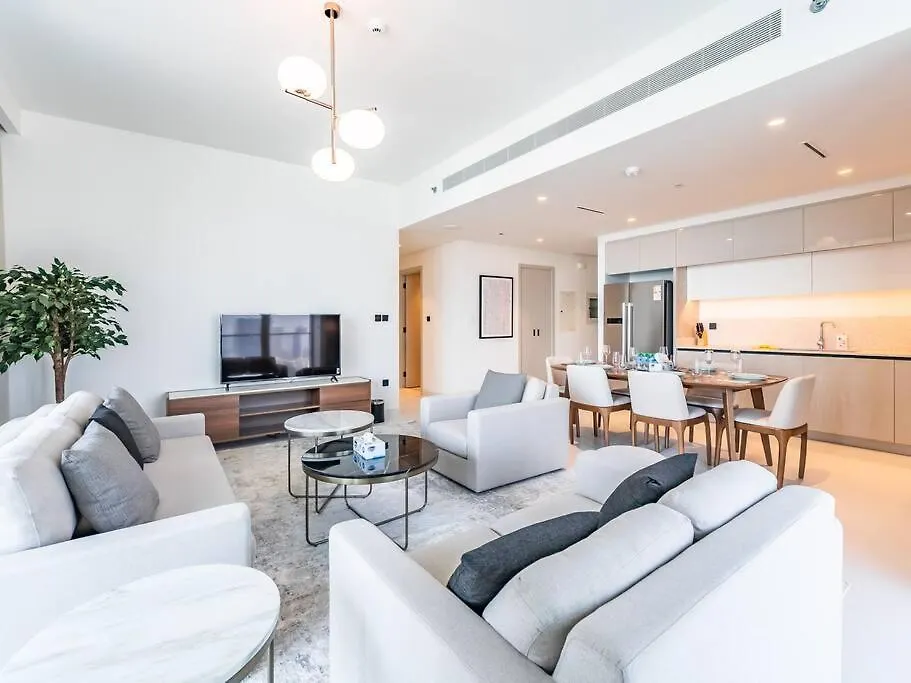 Coastal Luxury 4Br With Dubai Marina Skyline View Apartment